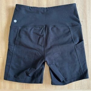 Zella Bike Shorts with Pockets